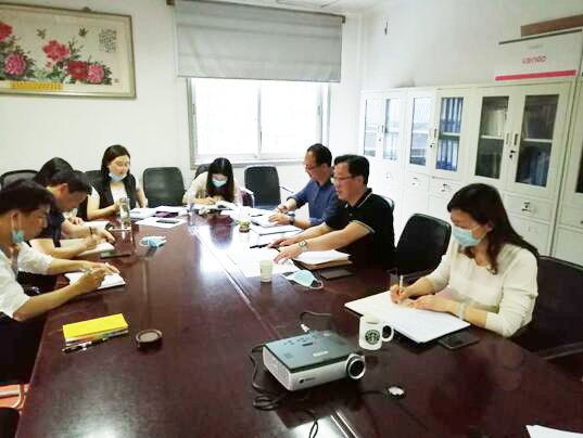 中心党委委员、副主任王兆国同志发言